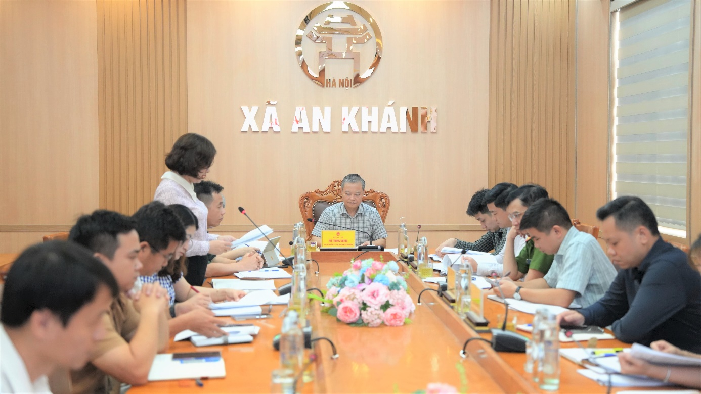 UBND xã An Khánh giao ban công tác tháng 6/2026- Ảnh 1.