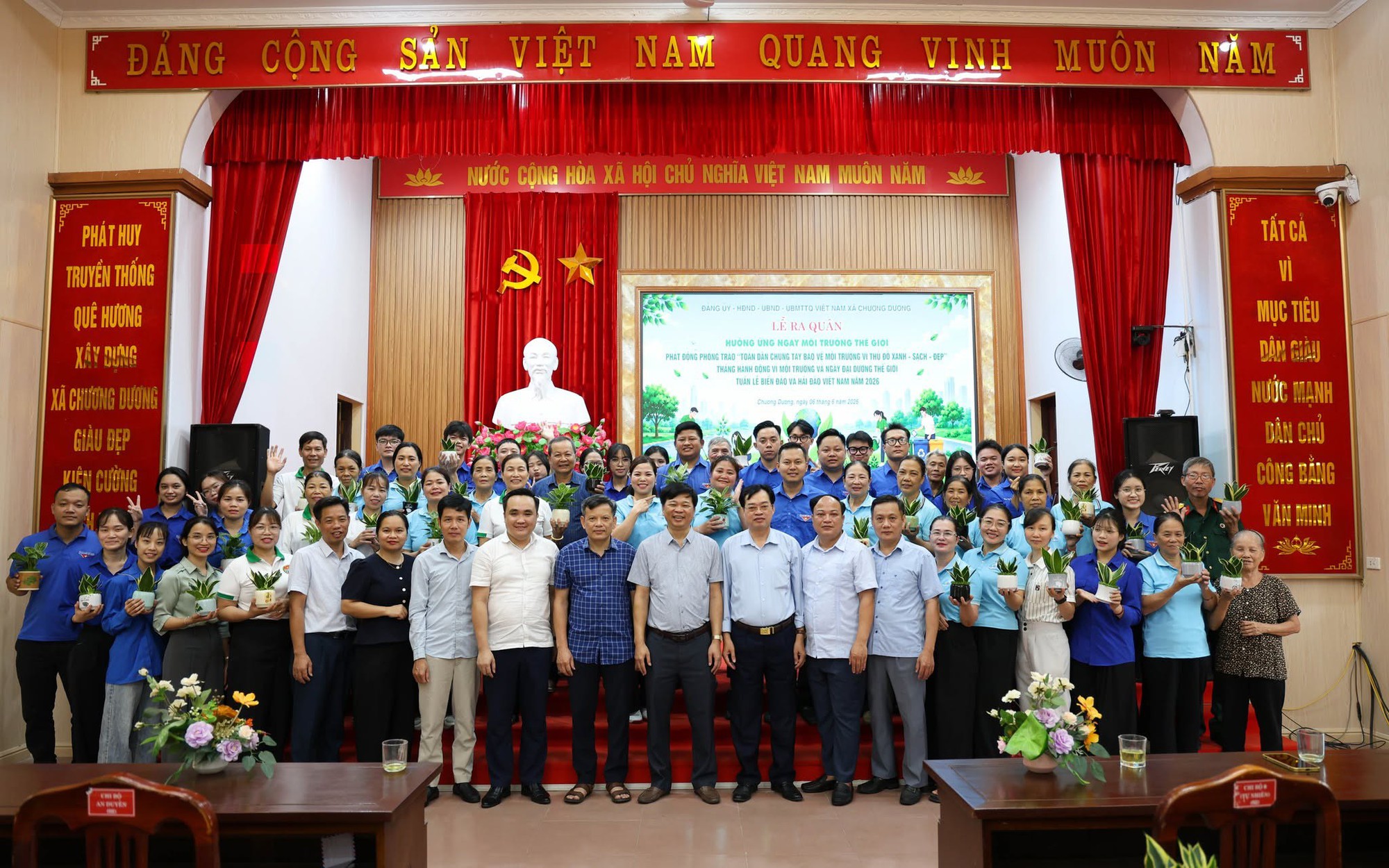 Xã Chương Dương ra quân hưởng ứng phong trào 