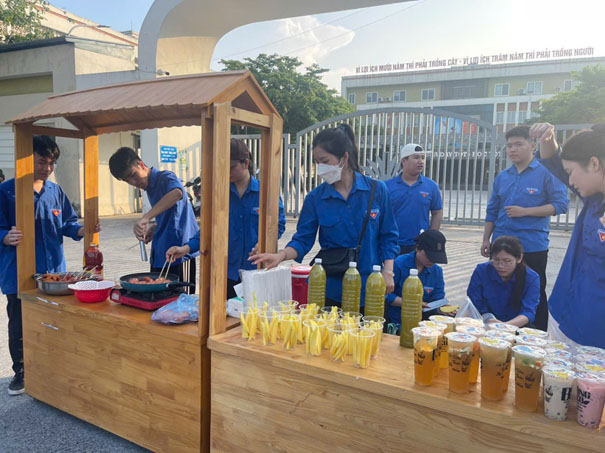 Trẻ em hạnh phúc, an toàn, vững bước trong kỷ nguyên số- Ảnh 1.