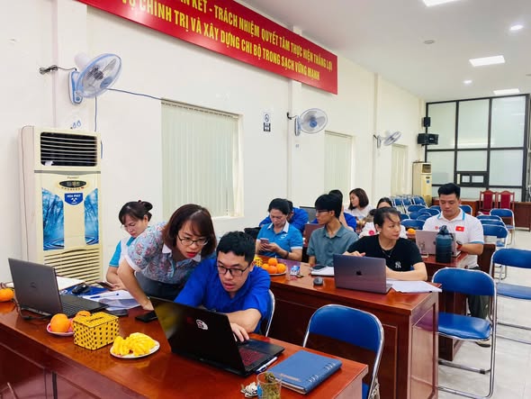 Tập huấn chuyên sâu sử dụng công nghệ AI cho đội ngũ cán bộ mặt trận- Ảnh 3.