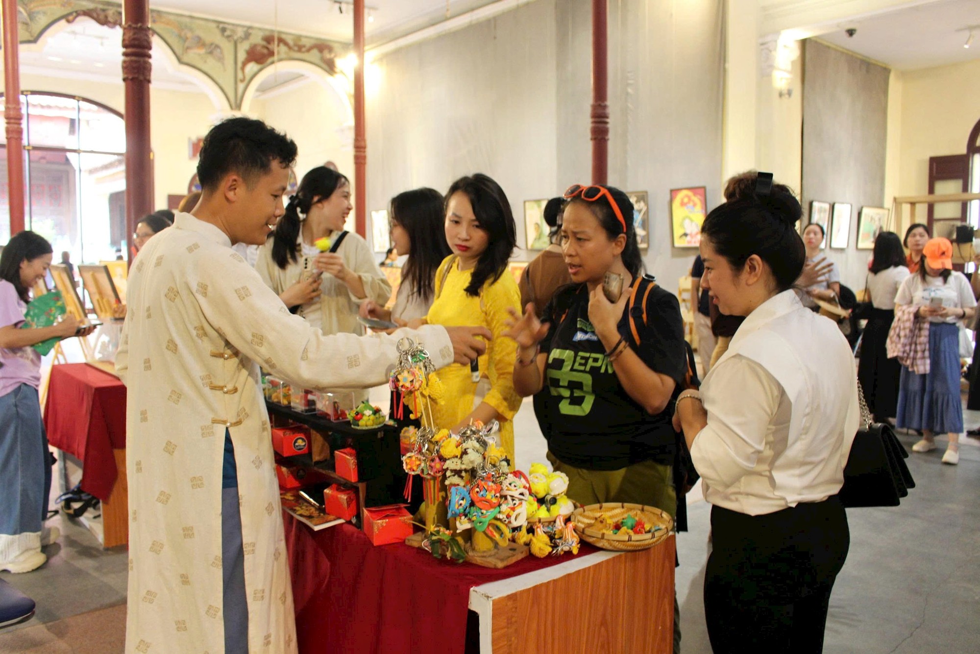 Làng nghề Hà Nội: Đánh thức sáng tạo di sản, phát triển du lịch bền vững- Ảnh 17.