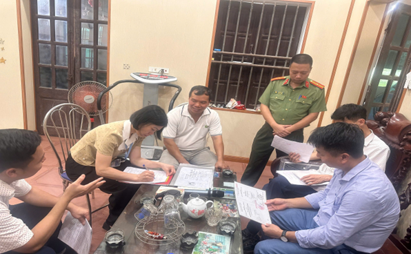 Phú Xuyên tăng cường kiểm tra, bảo đảm an toàn tại các cơ sở bơi lặn dịp hè 2026- Ảnh 5.
