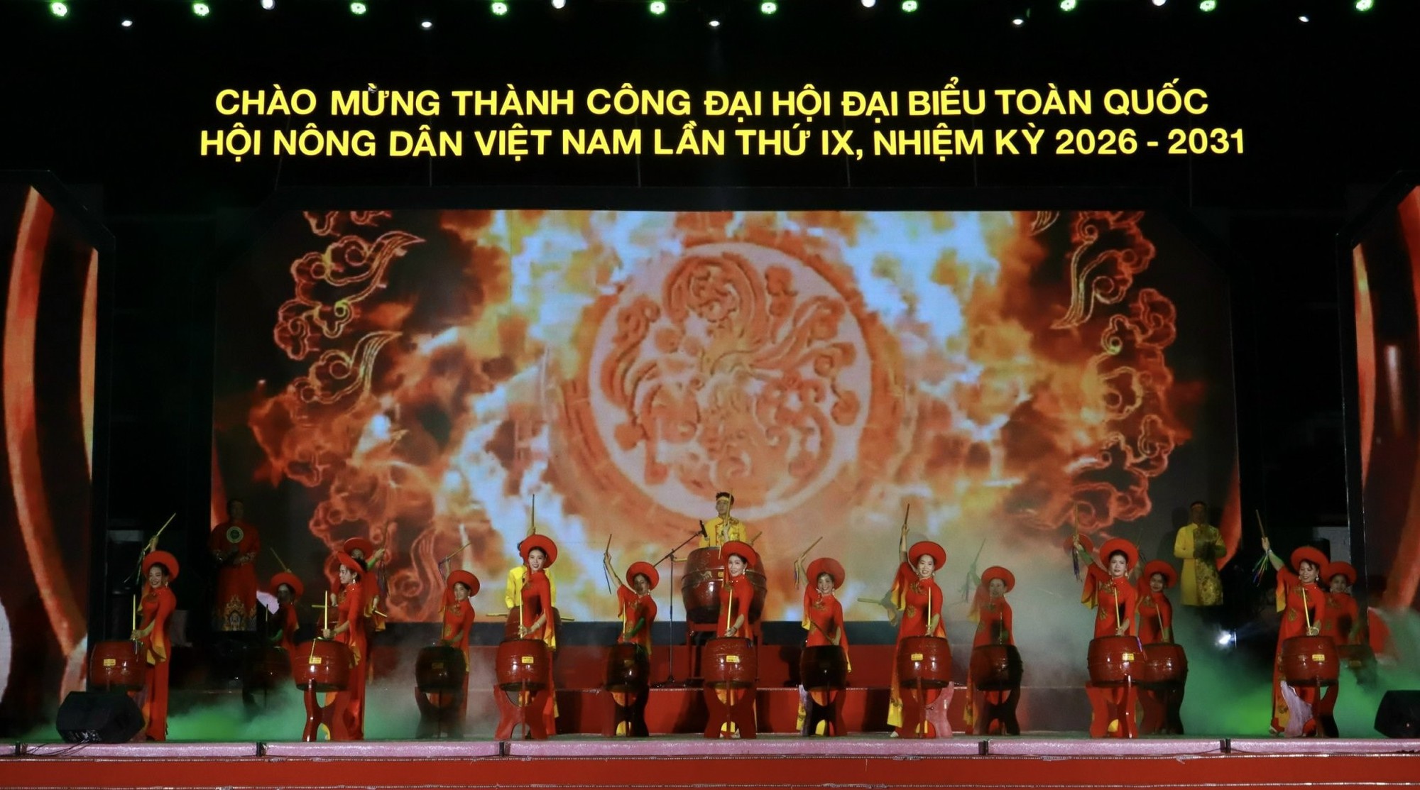 Nông dân Thủ đô - Tự hào, vững bước tương lai- Ảnh 1.