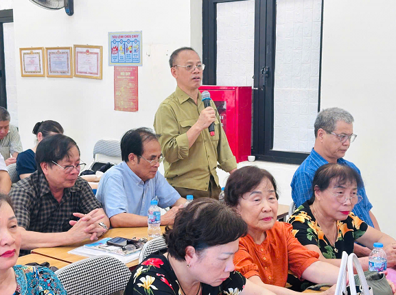 Tổ đại biểu số 7 HĐND phường Khương Đình tiếp xúc cử tri trước kỳ họp thứ 3 HĐND phường khóa II, nhiệm kỳ 2026 - 2031.- Ảnh 4.