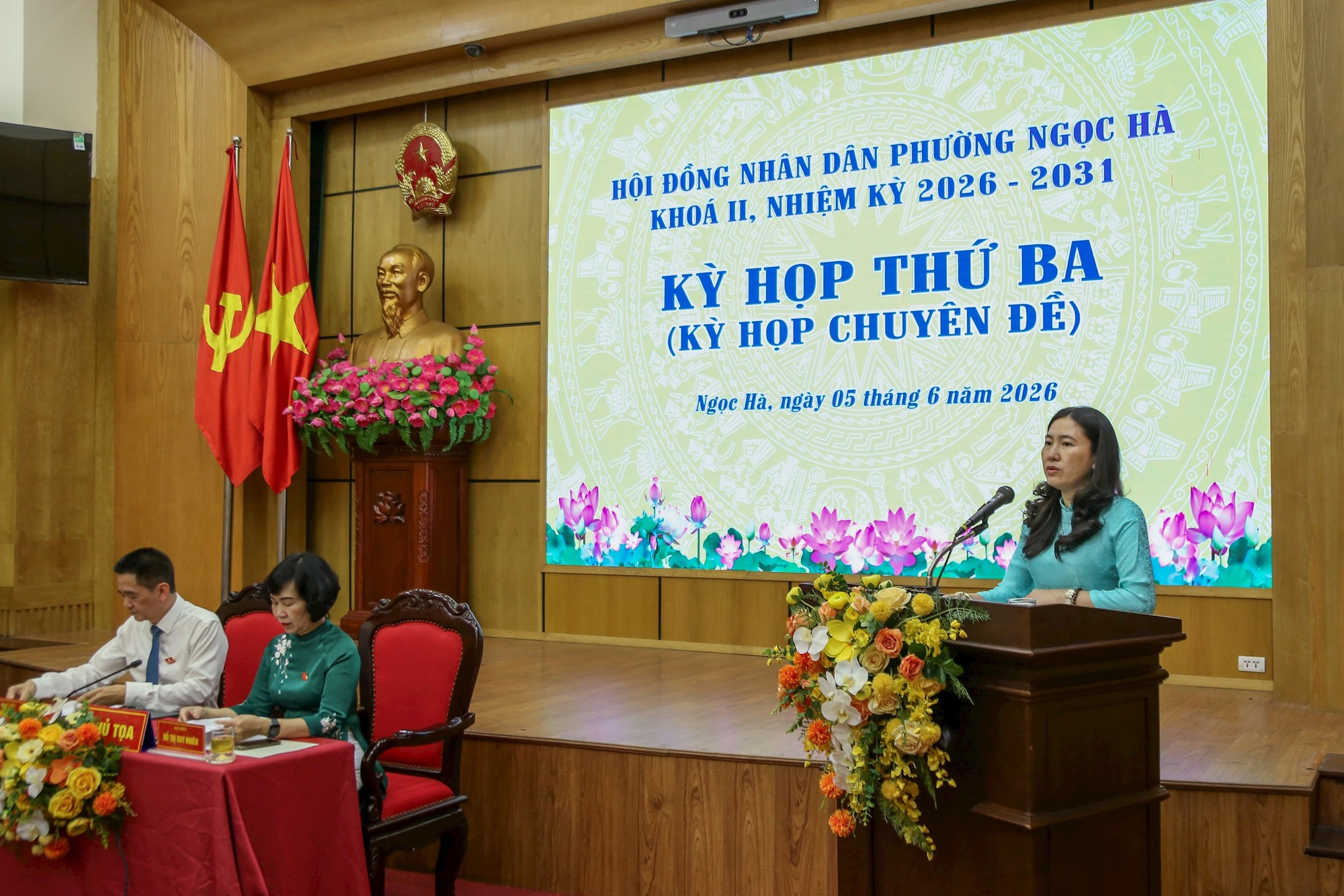 Đồng chí Đỗ Thị Duy Nhiên giữ chức Chủ tịch HĐND phường Ngọc Hà- Ảnh 1.