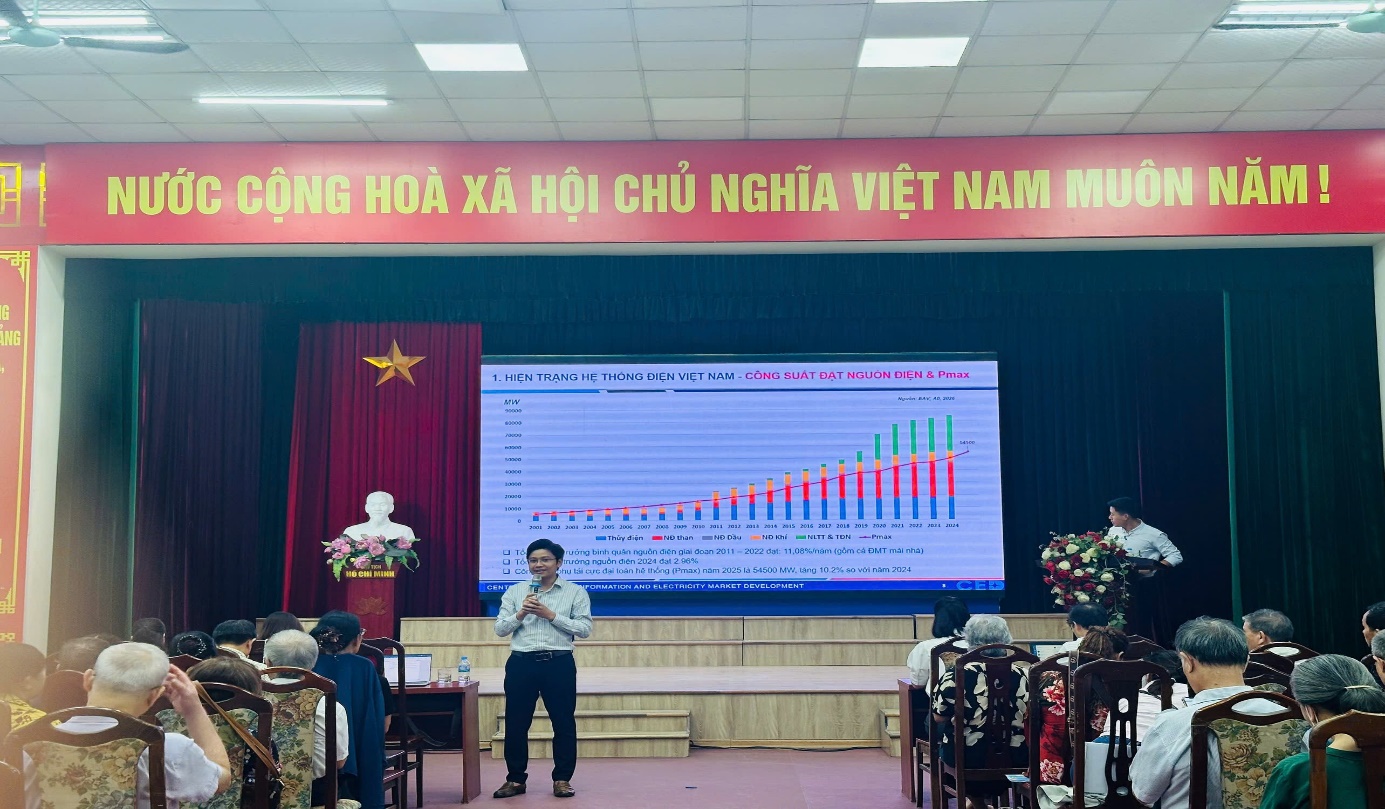Phường Yên Hòa tổ chức tuyên truyền, tập huấn sử dụng điện an toàn, tiết kiệm và hiệu quả năm 2026- Ảnh 2.