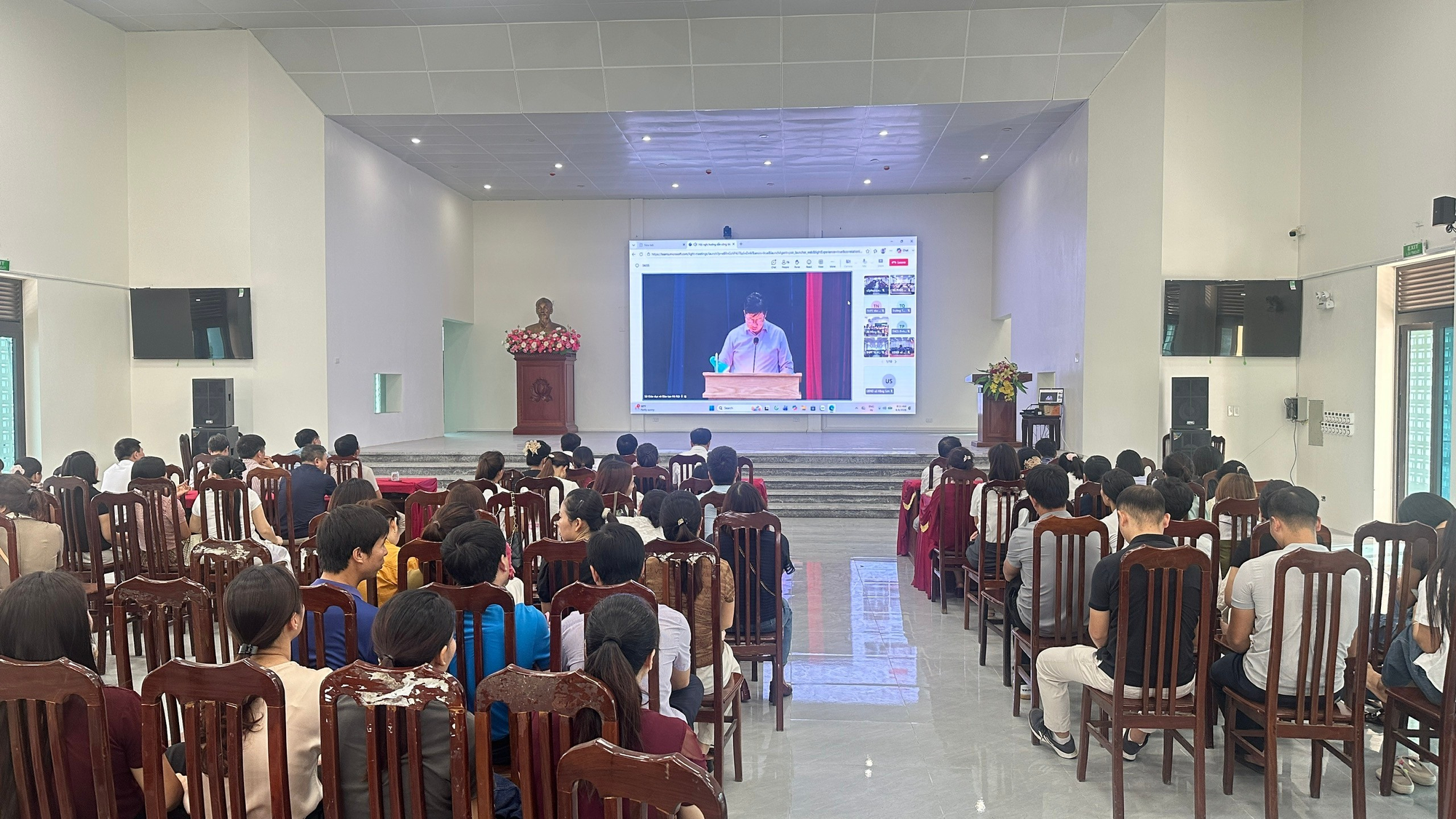 UBND XÃ HỒNG SƠN DỰ HỘI NGHỊ TRỰC TUYẾN HƯỚNG DẪN CÔNG TÁC COI THI KỲ THI TỐT NGHIỆP THPT NĂM 2026- Ảnh 6.