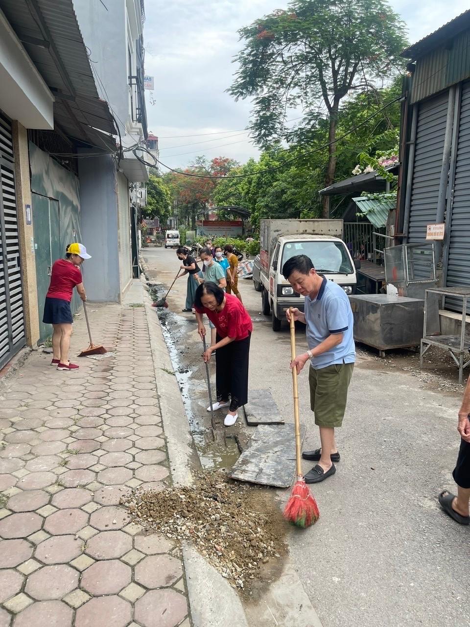PHƯỜNG NGỌC HÀ - HIỆU QUẢ TỪ MÔ HÌNH “DÂN VẬN KHÉO” PHÒNG CHỐNG NGẬP ÚNG MÙA MƯA BÃO- Ảnh 1.