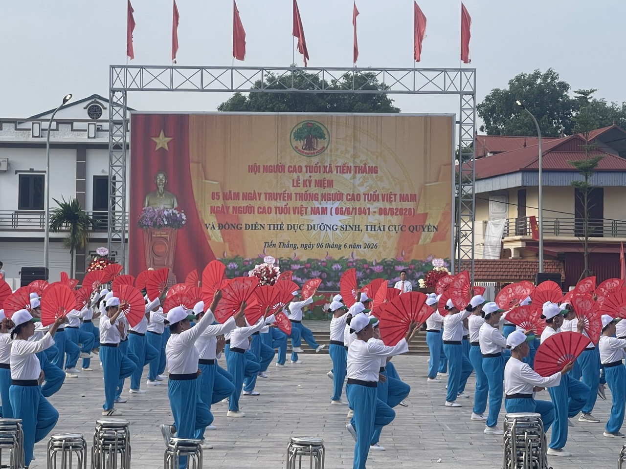 Xã Tiến Thắng: Trọng thể tổ chức Lễ kỷ niệm 85 năm Ngày truyền thống Người cao tuổi Việt Nam và Sơ kết công tác Hội 6 tháng đầu năm 2026- Ảnh 2.