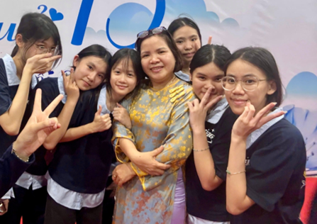 TRƯỜNG THCS THỊNH LIỆT TRANG TRỌNG TỔ CHỨC 
LỄ TRI ÂN VÀ TRƯỞNG THÀNH CHO HỌC SINH KHỐI 9- Ảnh 6.