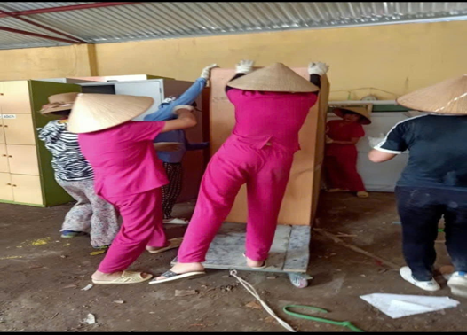 CÔ NHÂN VIÊN NUÔI DƯỠNG CẦN CÙ, GIẢN DỊ, CHỊU THƯƠNG CHỊU KHÓ SẴN LÒNG GIÚP ĐỠ ĐỒNG NGHIỆP- Ảnh 3.