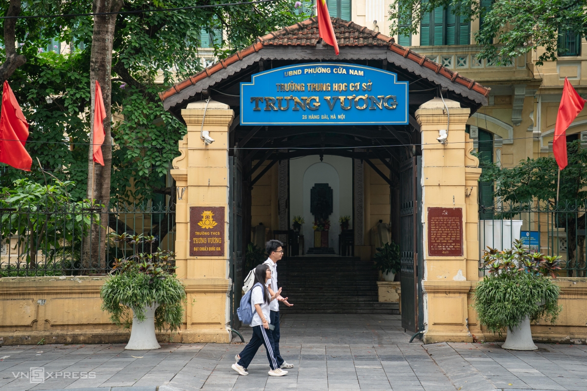 Ngôi trường 109 tuổi ở Hà Nội từng là trụ sở Bộ Quốc phòng- Ảnh 1.