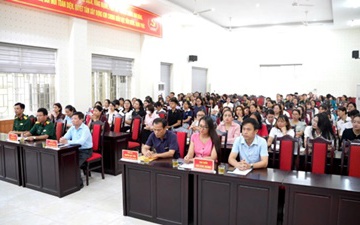 Hoài Đức khai mạc lớp bồi dưỡng kiến thức quốc phòng và an ninh cho 180 cán bộ, đảng viên đối tượng 4 năm 2026