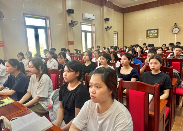 Đảng uỷ xã Hoài Đức khai giảng lớp bồi dưỡng nhận thức về Đảng đợt 2 năm 2026- Ảnh 4.