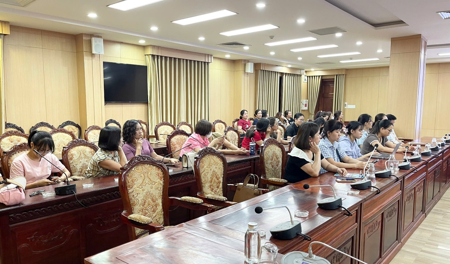 Hoài Đức dự hội nghị tập huấn nghiệp vụ coi thi tốt nghiệp THPT năm 2026 của Sở Giáo dục và Đào tạo Hà Nội- Ảnh 3.