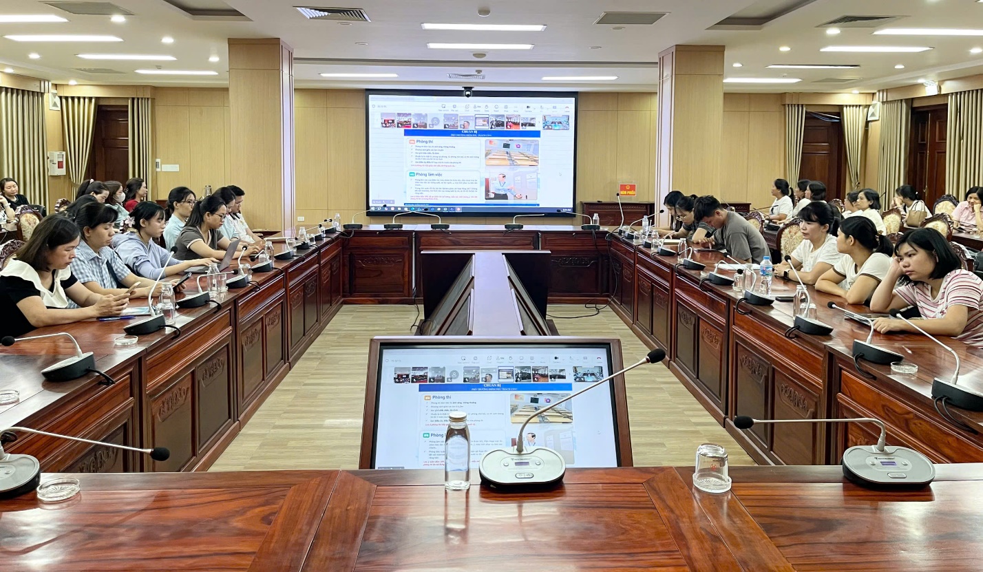 Hoài Đức dự hội nghị tập huấn nghiệp vụ coi thi tốt nghiệp THPT năm 2026 của Sở Giáo dục và Đào tạo Hà Nội- Ảnh 4.