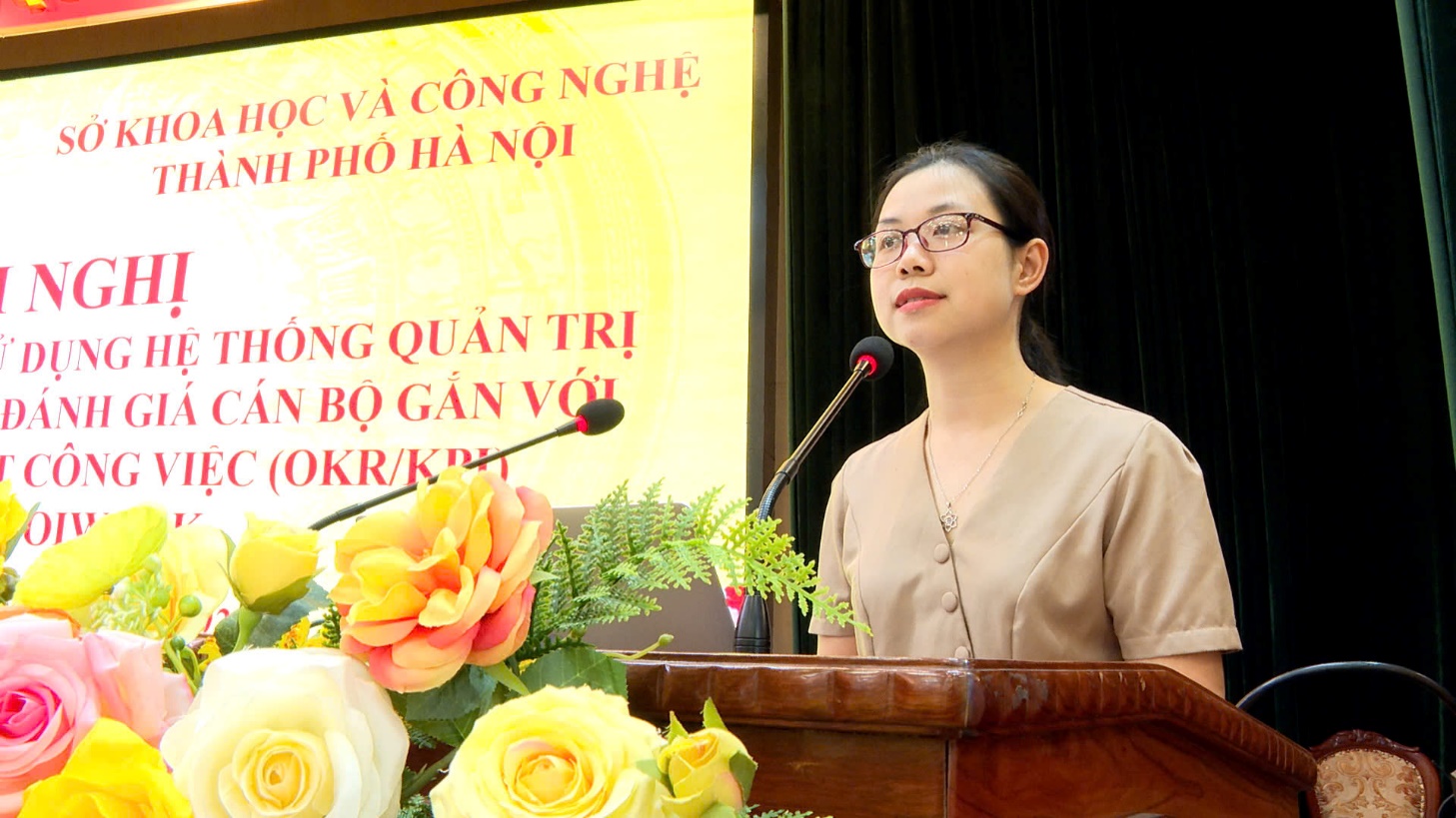 UBND xã Hoài Đức tổ chức hội nghị đào tạo, hướng dẫn sử dụng hệ thống quản trị thực thi nhiệm vụ và đánh giá cán bộ gắn với đo lường hiệu suất công việc (OKR/KPI) trên HanoiWork- Ảnh 4.