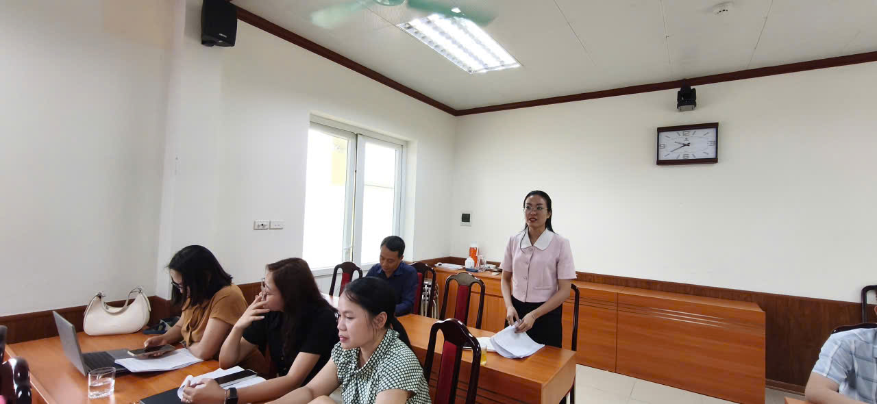 A group of people in a classroom  AI-generated content may be incorrect.