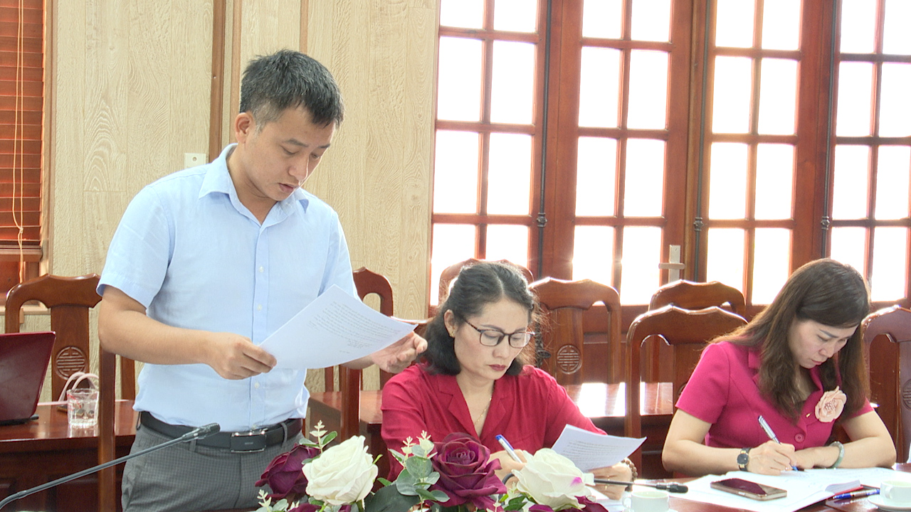 Đồng chí Nguyễn Đình Trường - Bí thư Đảng ủy xã chủ trì giao ban công tác giải ngân vốn đầu tư công, giải phóng mặt bằng- Ảnh 2. Đồng chí Nguyễn Đình Trường - Bí thư Đảng ủy xã chủ trì giao ban công tác giải ngân vốn đầu tư công, giải phóng mặt bằng- Ảnh 2.