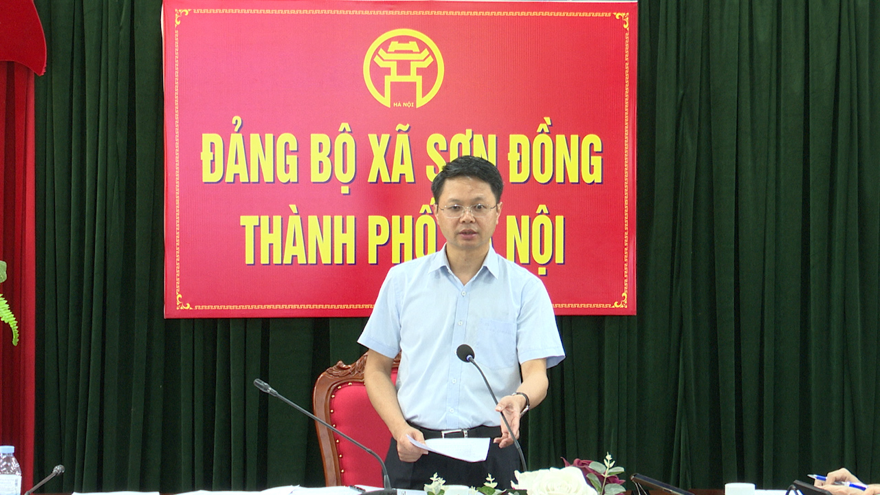Đồng chí Nguyễn Đình Trường - Bí thư Đảng ủy xã chủ trì giao ban công tác giải ngân vốn đầu tư công, giải phóng mặt bằng- Ảnh 6.