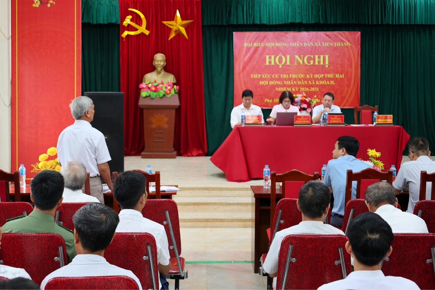 Đại biểu HĐND xã Tiến Thắng tiếp xúc cử tri trước kỳ họp thứ 2 HĐND xã khóa II, nhiệm kỳ 2026 – 2031- Ảnh 1.