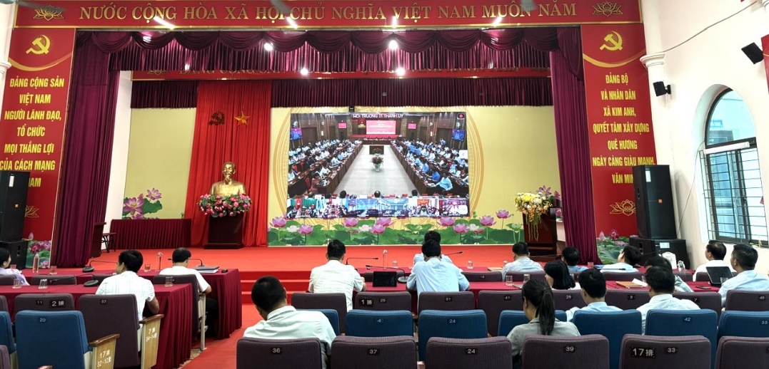  XÃ KIM ANH THAM DỰ HỘI NGHỊ TRỰC TUYẾN SƠ KẾT 1 NĂM VẬN HÀNH CHÍNH QUYỀN ĐỊA PHƯƠNG 2 CẤP- Ảnh 1.