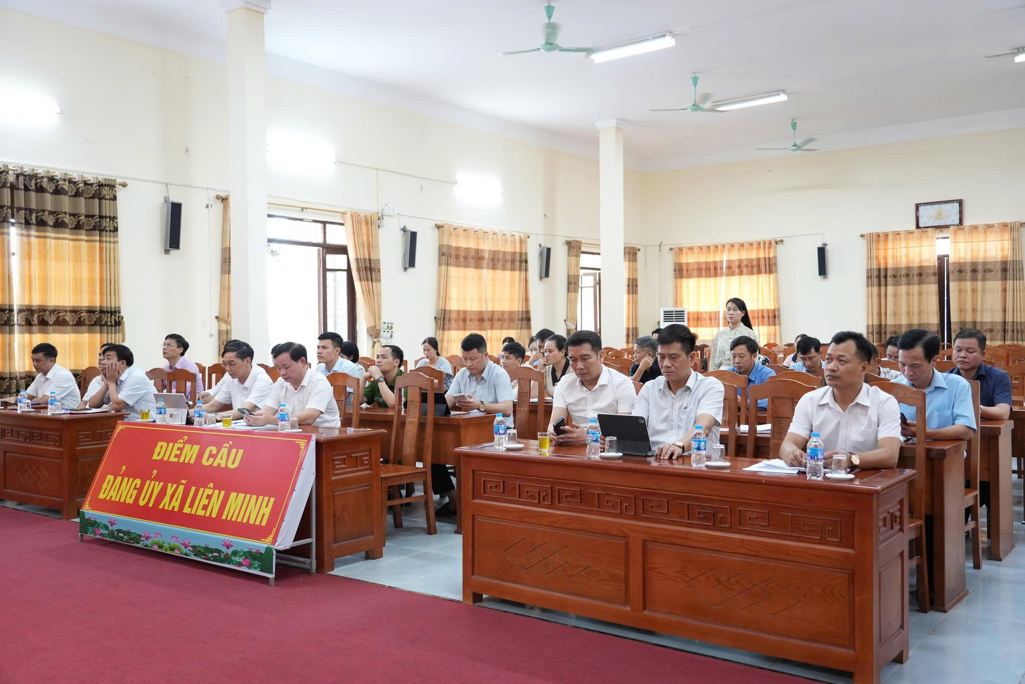 Tiếp sóng Hội nghị sơ kết 1 năm vận hành chính quyền địa phương 2 cấp trên địa bàn Thành phố Hà Nội- Ảnh 2.