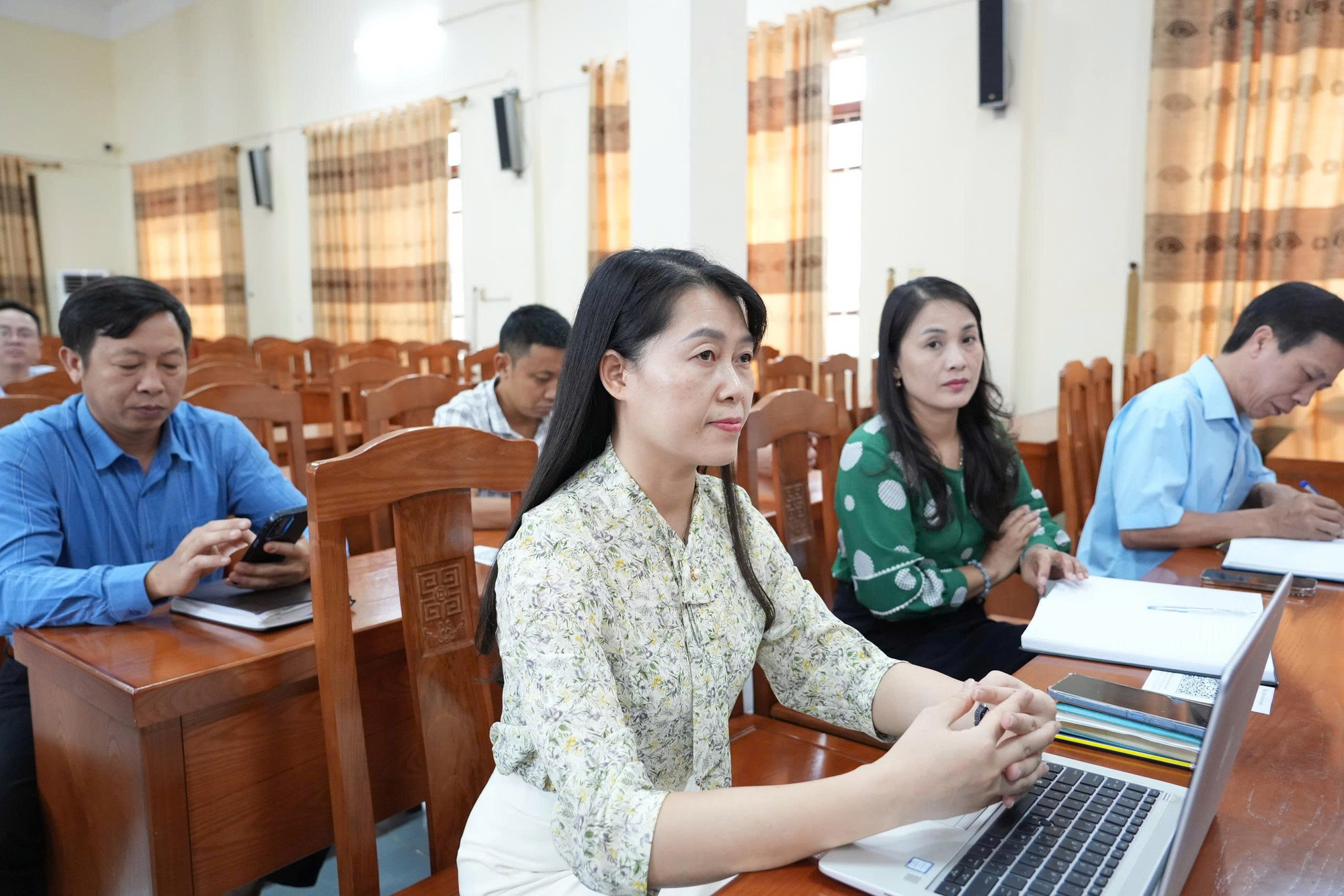 Tiếp sóng Hội nghị sơ kết 1 năm vận hành chính quyền địa phương 2 cấp trên địa bàn Thành phố Hà Nội- Ảnh 4.