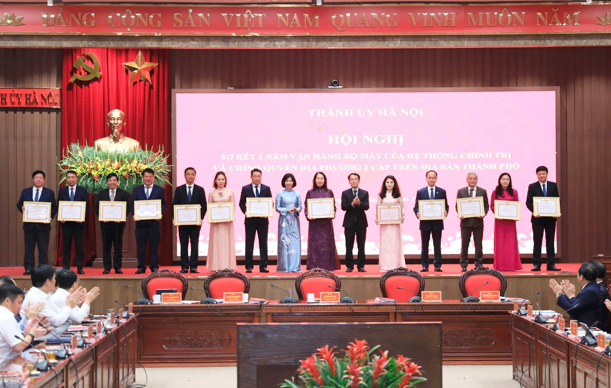 Hà Nội đánh giá một năm vận hành bộ máy của hệ thống chính trị và chính quyền địa phương hai cấp- Ảnh 12.