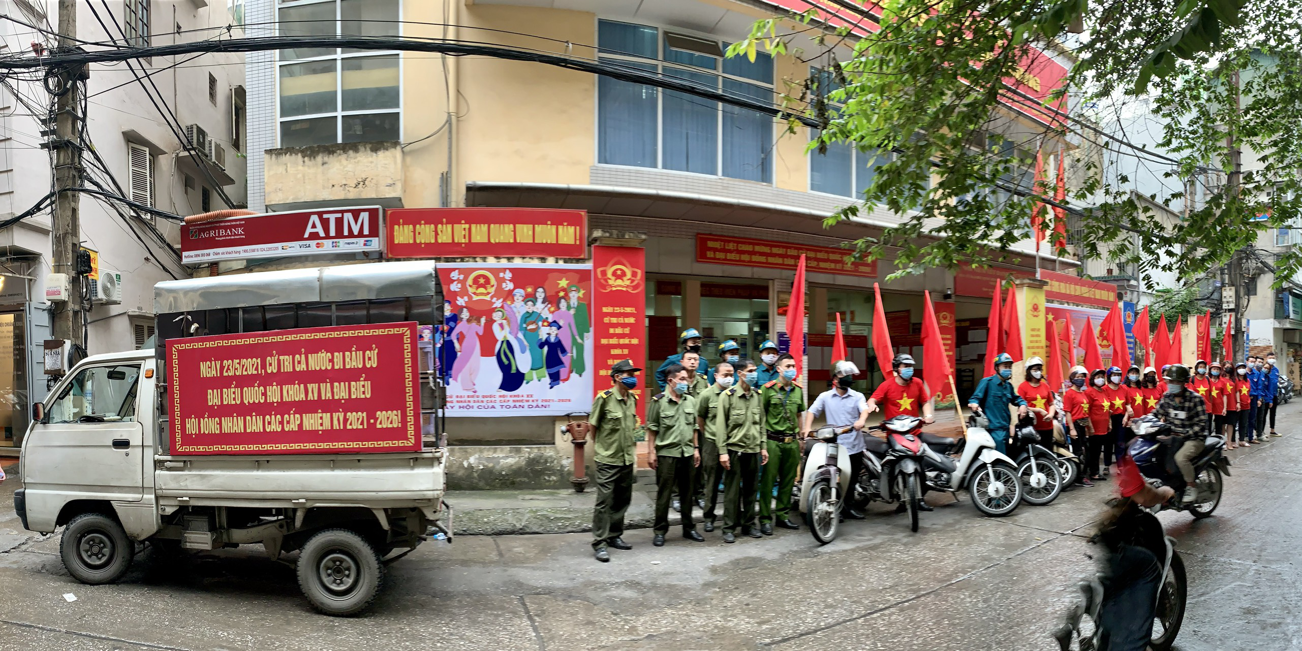 Phường Chương Dương tổ chức đoàn xe tuyên truyền chào mừng cuộc bầu cử đại biểu Quốc hội khóa XV và đại biểu HĐND các cấp, nhiệm kỳ 2021 – 2026