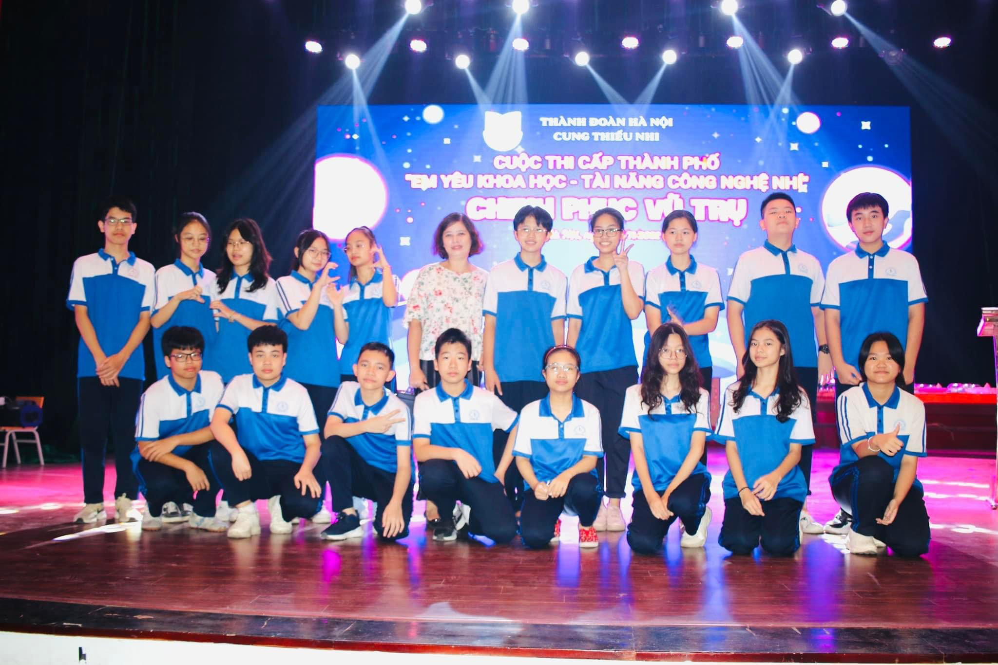 Học sinh trường THCS Chương Dương tham gia cuộc thi 