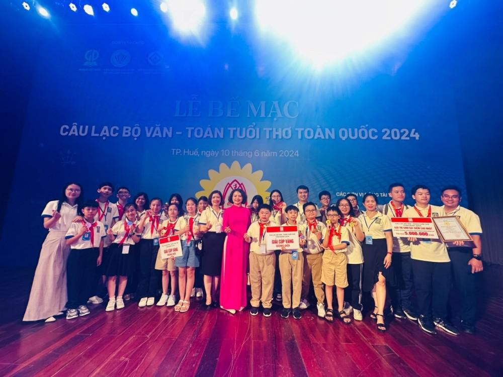 Đoàn học sinh quận Hoàn Kiếm dẫn đầu cuộc thi CLB Văn - Toán Tuổi thơ toàn quốc