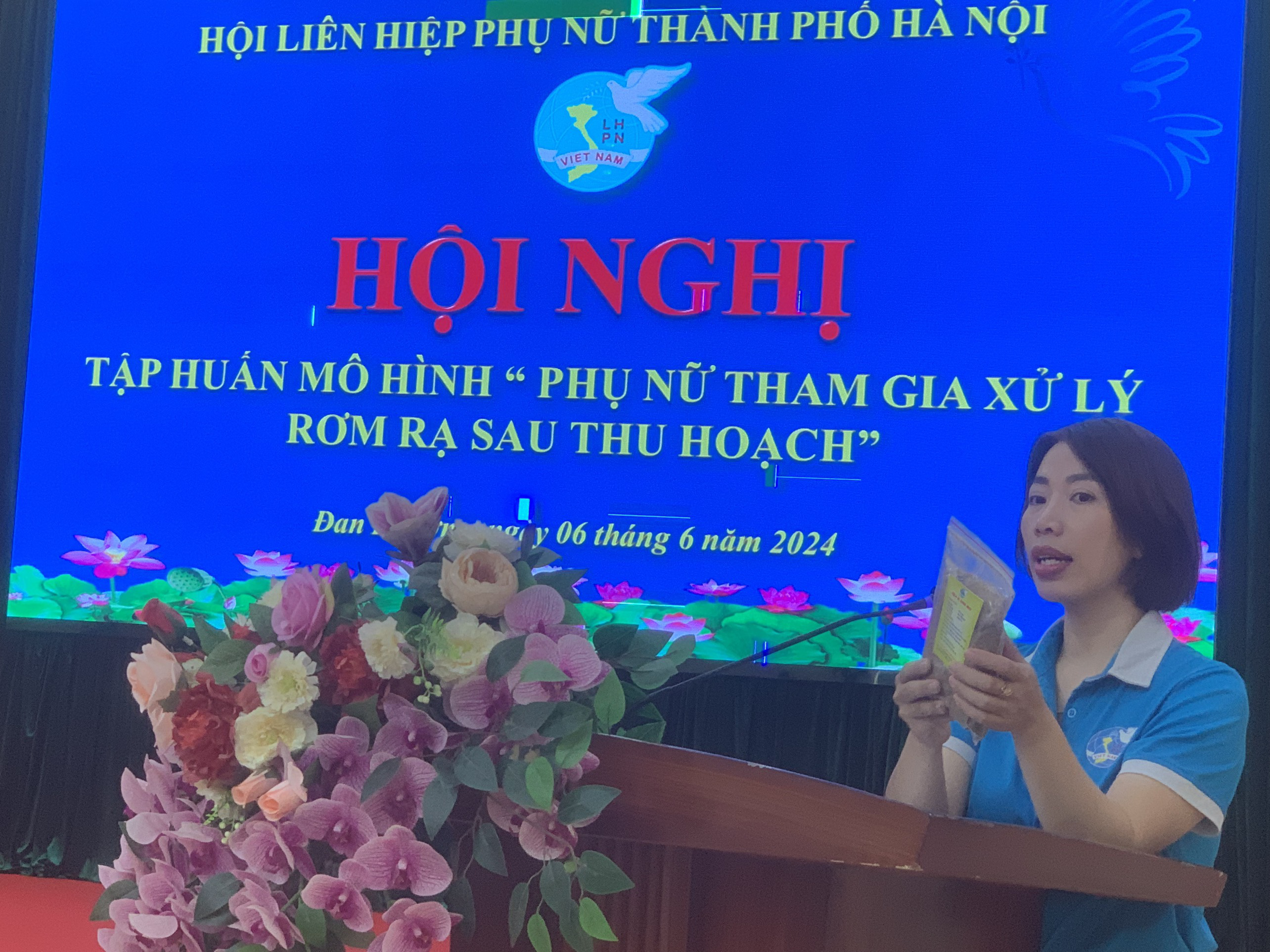 Sử dụng chế phẩm sinh học IMO để xử lý rơm rạ