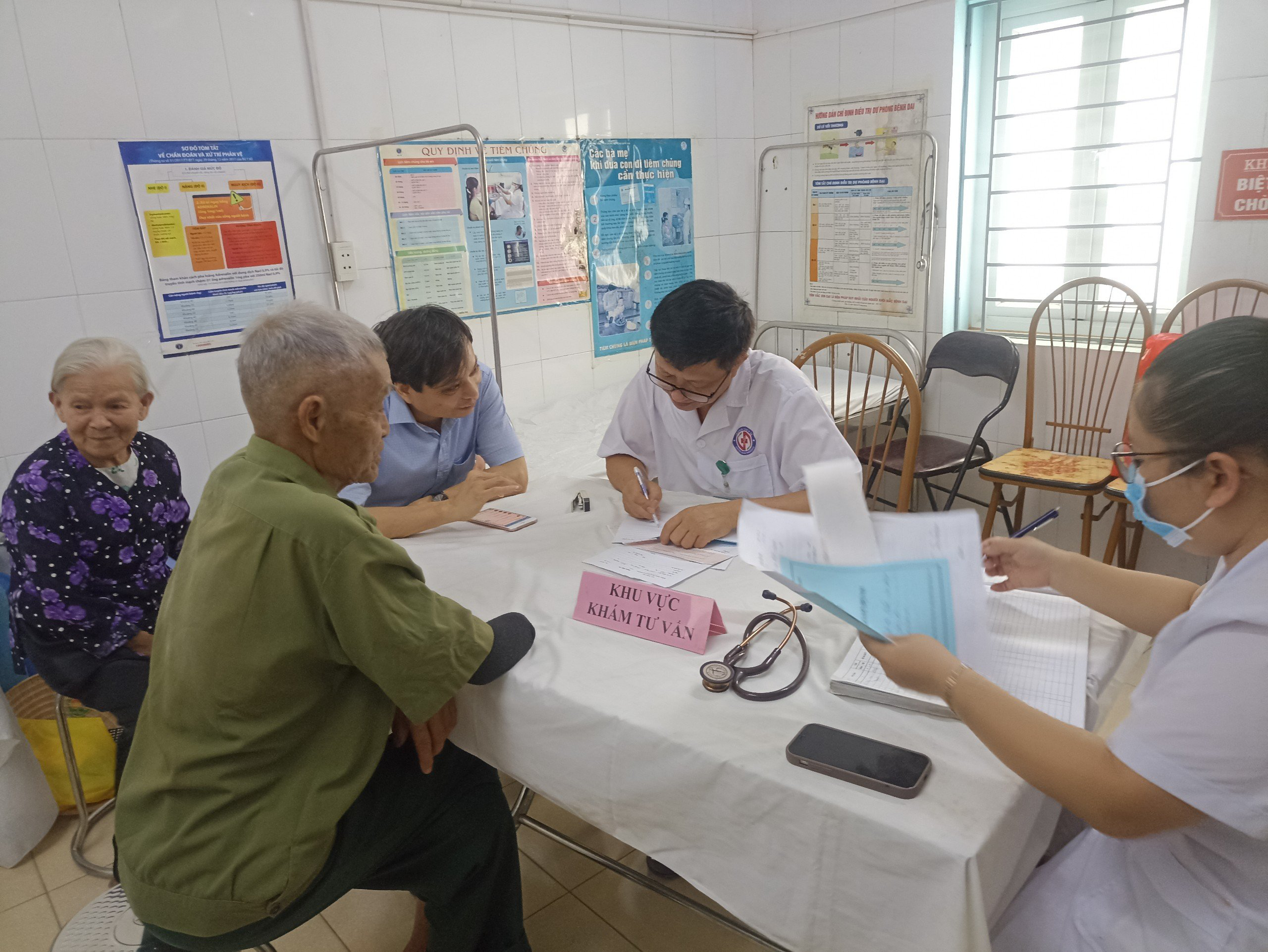 Hoạt động tri ân người người có công và thân nhân chủ yếu của liệt sỹ nhân kỷ niệm 77 năm ngày Thương binh - Liệt sỹ (27/7/1947-27/7/2024)