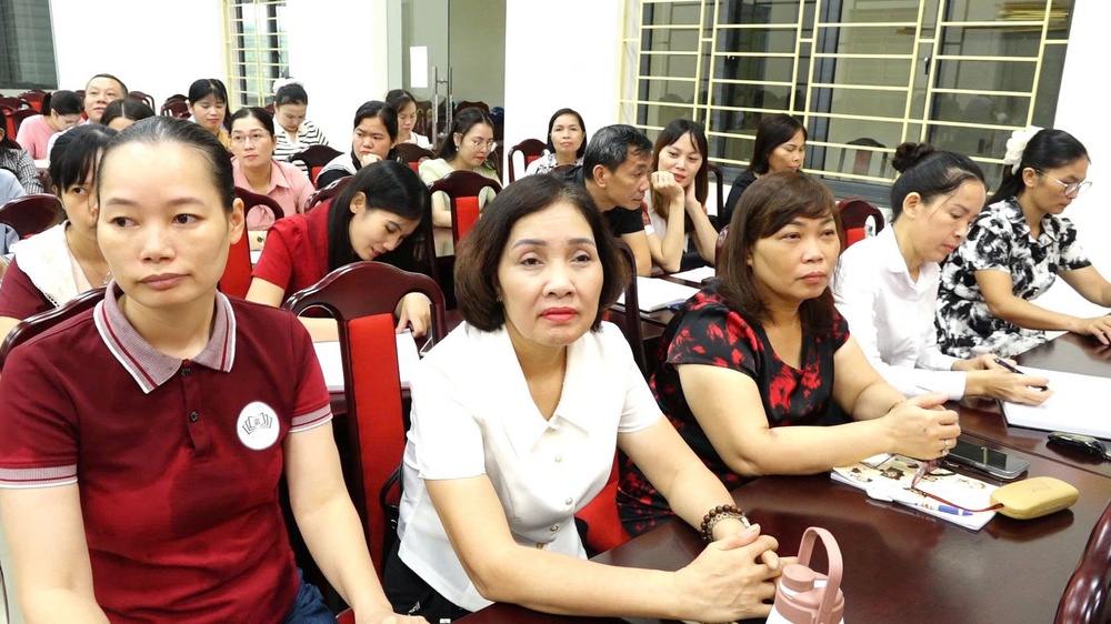 PHÒNG VĂN HOÁ - XÃ HỘI 2 XÃ BÌNH MINH & TAM HƯNG PHỐI HỢP TỔ CHỨC TẬP HUẤN KIẾN THỨC AN TOÀN THỰC PHẨM CHO CÁC CƠ SỞ GIÁO DỤC- Ảnh 5.