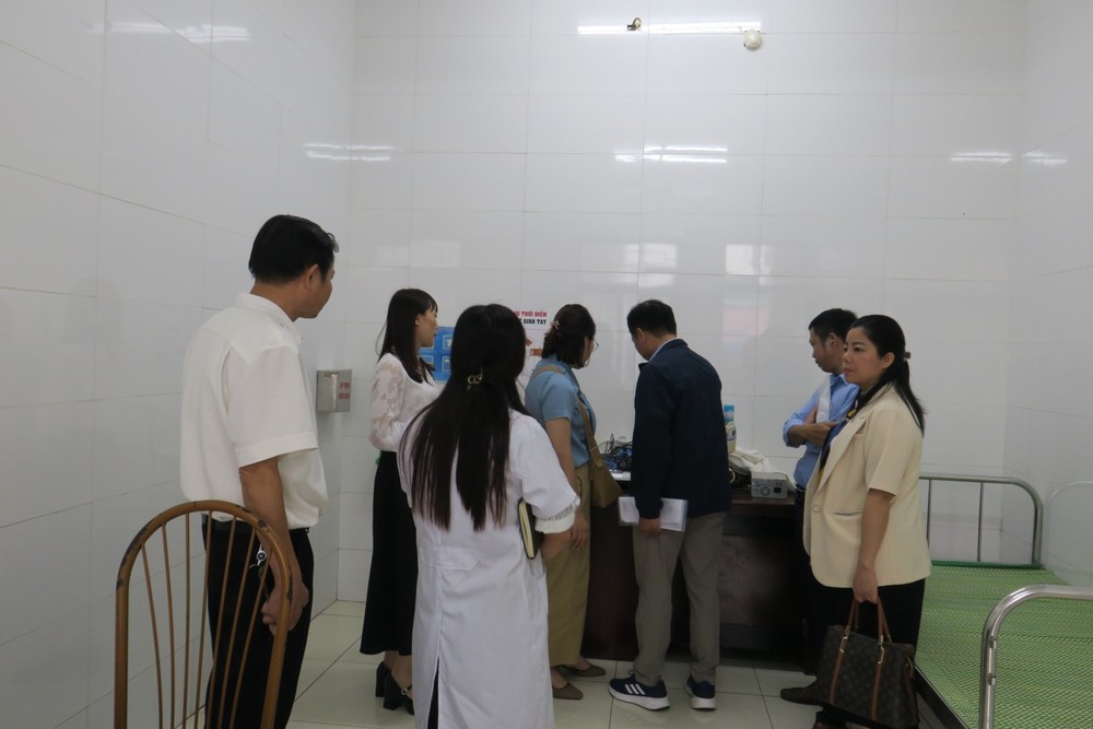 BỆNH VIỆN ĐA KHOA HÀ ĐÔNG ĐẨY MẠNH CÔNG TÁC CHỈ ĐẠO TUYẾN NĂM 2025 TẠI XÃ BÌNH MINH- Ảnh 4.