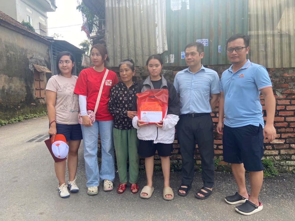 THẮP SÁNG ƯỚC MƠ CHO HỌC SINH NGHÈO VƯỢT KHÓ- Ảnh 1.