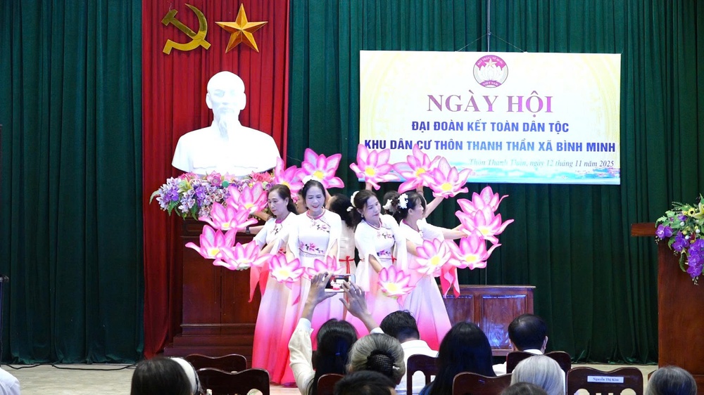 Thôn Thanh Thần xã Bình Minh tưng bừng ngày hội đại đoàn kết toàn dân tộc- Ảnh 2.