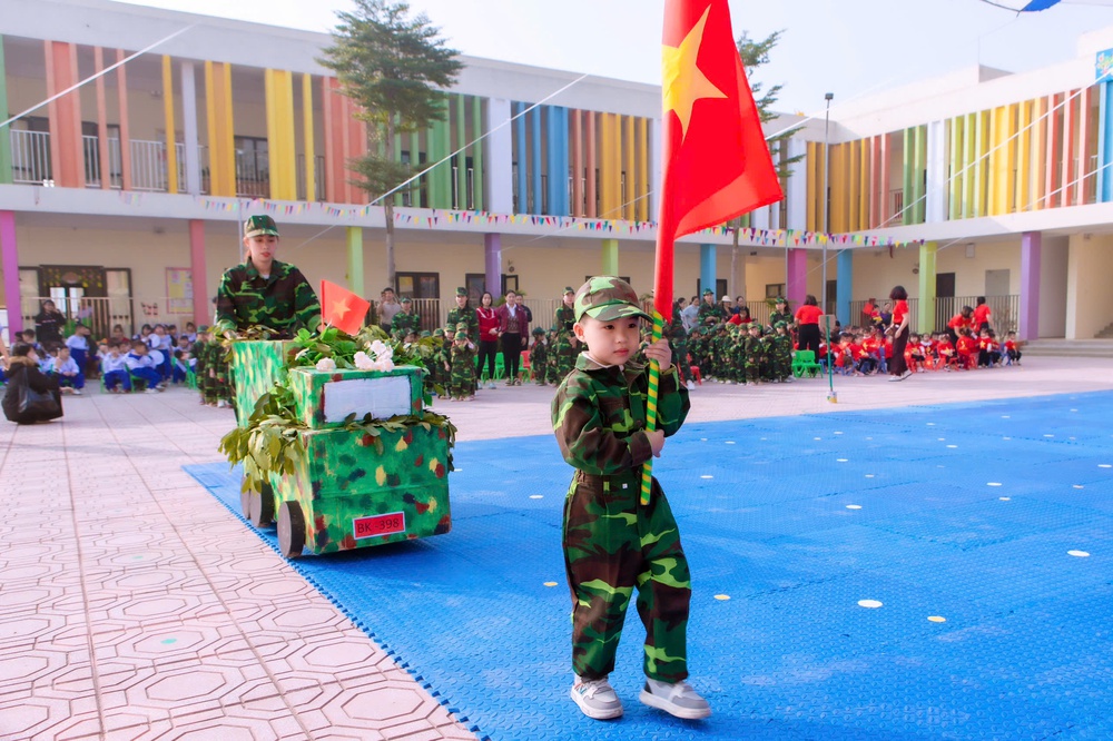 Trường Mầm non Bích Hòa tổ chức hoạt động trải nghiệm “Chiến sĩ tý hon”- Ảnh 3.