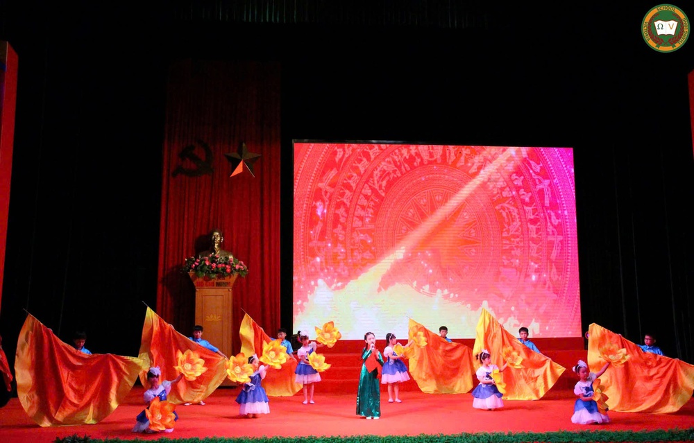 THIẾU NHI BÌNH MINH TOẢ SÁNG TẠI HỘI THI "THIẾU NHI THỦ ĐÔ TUYÊN TRUYỀN SÁCH; MÚA HÁT TẬP THỂ VÀ CA KHÚC MĂNG NON" NĂM 2025- Ảnh 5.