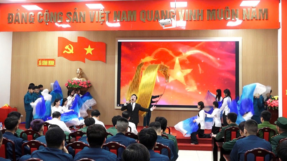 Bình Minh gặp mặt, động viên công dân nhập ngũ vào quân đội và thực hiện nghĩa vụ tham gia công an nhân dân năm 2026- Ảnh 6.