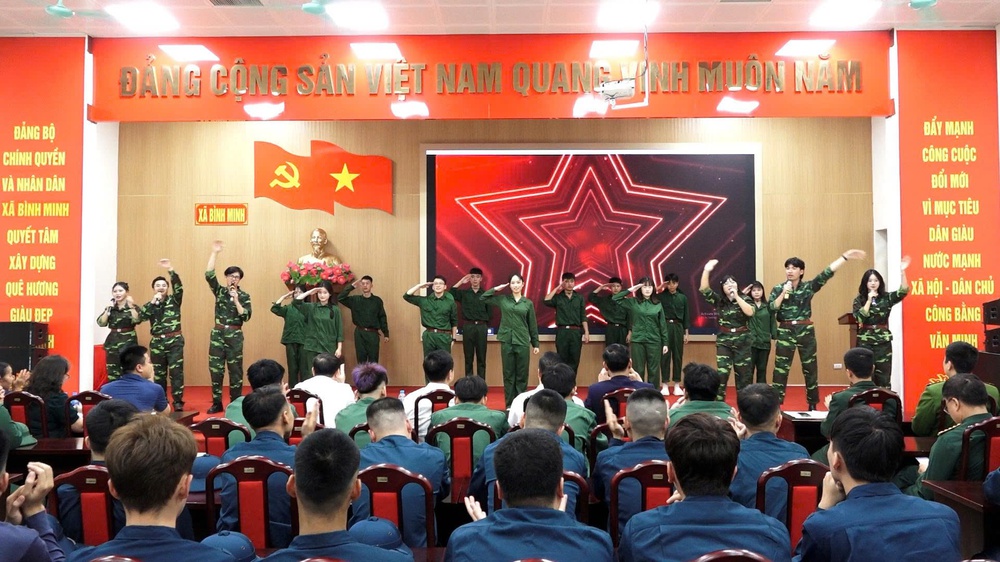 Bình Minh gặp mặt, động viên công dân nhập ngũ vào quân đội và thực hiện nghĩa vụ tham gia công an nhân dân năm 2026- Ảnh 7.