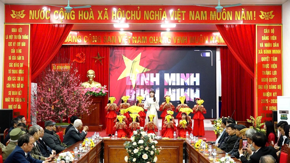 XÃ BÌNH MINH: GẶP MẶT CÁC ĐỒNG CHÍ LÃNH ĐẠO QUA CÁC THỜI KỲ- Ảnh 3.