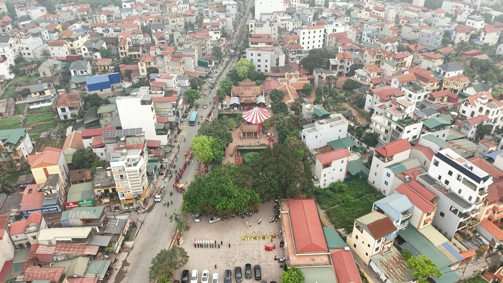 LỄ DÂNG HƯƠNG ĐỨC ĐẠI VƯƠNG LINH LANG VÀ GIÁ TRỊ DI SẢN LỄ HỘI LÀNG BÌNH ĐÀ- Ảnh 12.