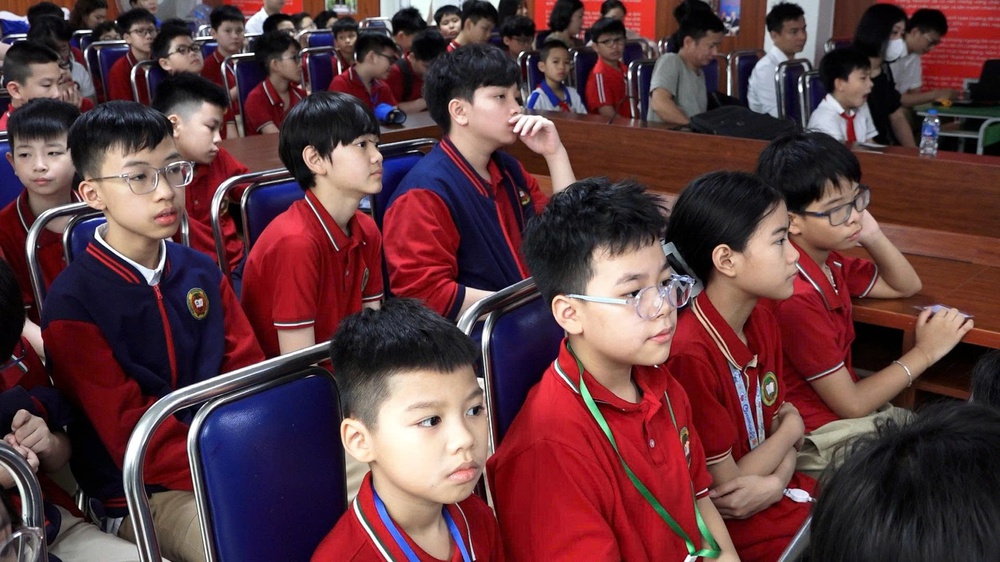 SÔI NỔI HỘI THI TIN HỌC TRẺ NĂM 2026: LAN TOẢ TINH THẦN ĐỔI MỚI SÁNG TẠO TRONG NGÀNH GIÁO DỤC VÀ ĐÀO TẠO 
- Ảnh 6.
