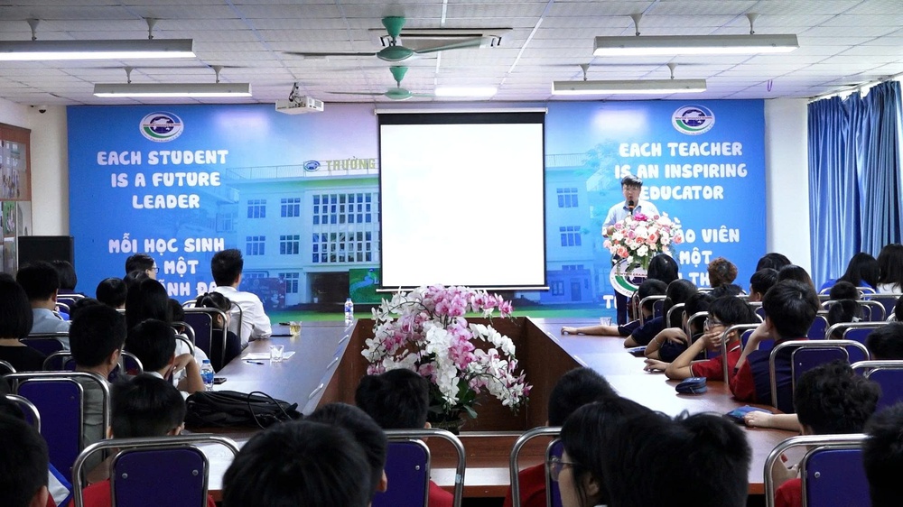 SÔI NỔI HỘI THI TIN HỌC TRẺ NĂM 2026: LAN TOẢ TINH THẦN ĐỔI MỚI SÁNG TẠO TRONG NGÀNH GIÁO DỤC VÀ ĐÀO TẠO 
- Ảnh 10.