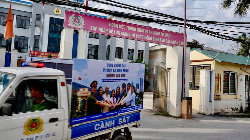 PHÁT ĐỘNG CHIẾN DỊCH TRUYỀN THÔNG PHÒNG, CHỐNG MA TÚY VÀ RA QUÂN CAO ĐIỂM TẤN CÔNG, TRẤN ÁP TỘI PHẠM MA TÚY- Ảnh 7.