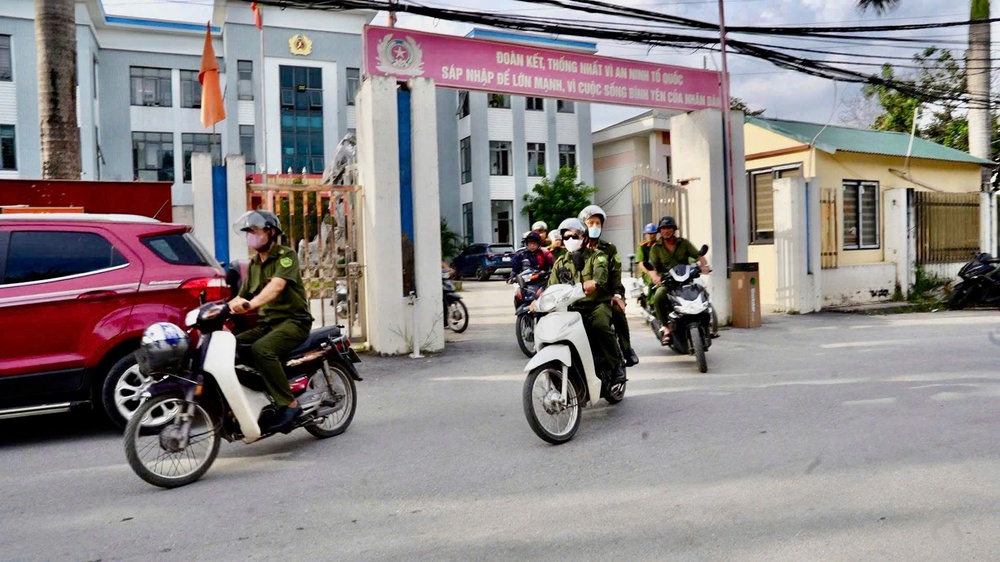 PHÁT ĐỘNG CHIẾN DỊCH TRUYỀN THÔNG PHÒNG, CHỐNG MA TÚY VÀ RA QUÂN CAO ĐIỂM TẤN CÔNG, TRẤN ÁP TỘI PHẠM MA TÚY- Ảnh 5.
