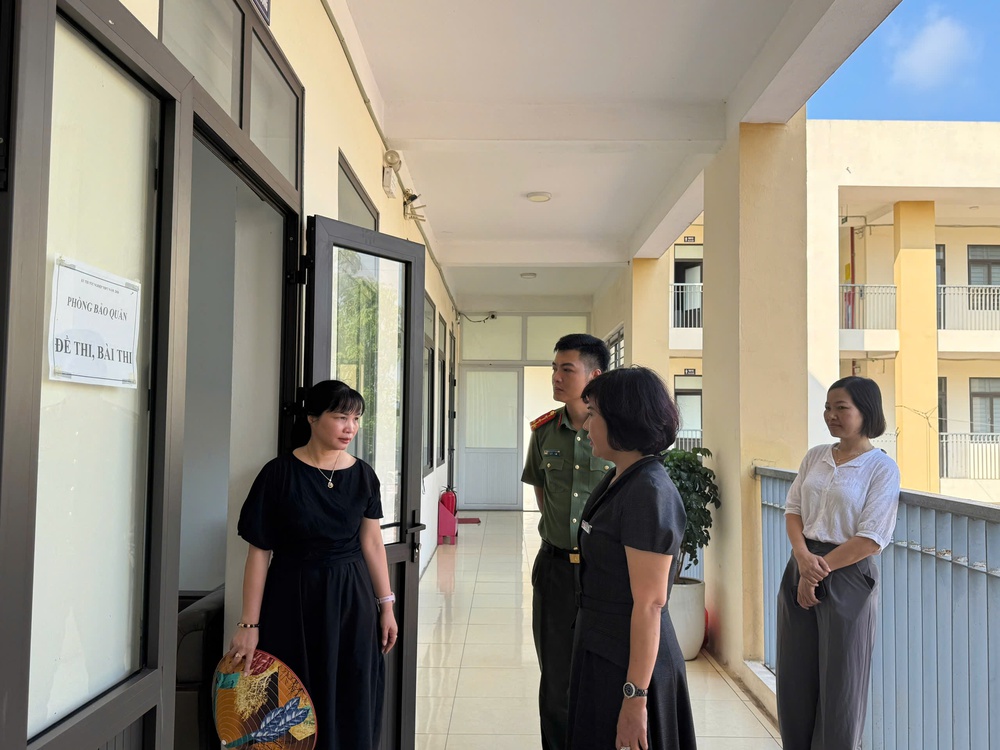 XÃ BÌNH MINH CHỦ ĐỘNG KIỂM TRA CÔNG TÁC CHUẨN BỊ CHO KỲ THI TỐT NGHIỆP THPT NĂM 2026- Ảnh 6.