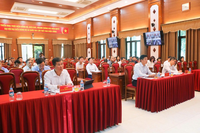 Tổ đại biểu HĐND Thành Phố Hà Nội (Đơn vị bầu cử số 26) tiếp xúc với cử tri trước Kỳ họp thường lệ cuối năm 2025- Ảnh 2.